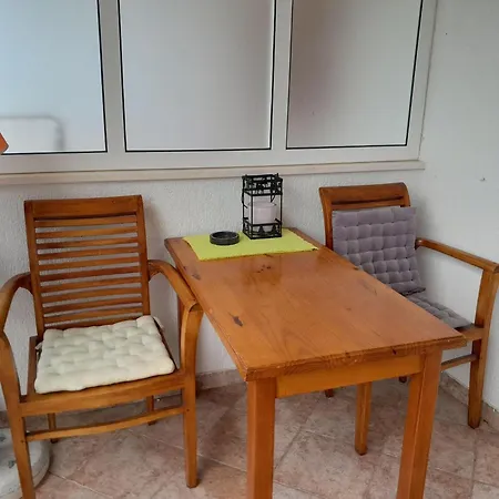 Διαμέρισμα Biograd Beachside Family *
